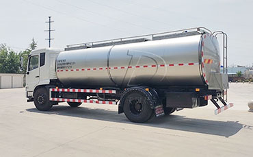 在河北買一臺半掛鮮奶罐車得多少錢？